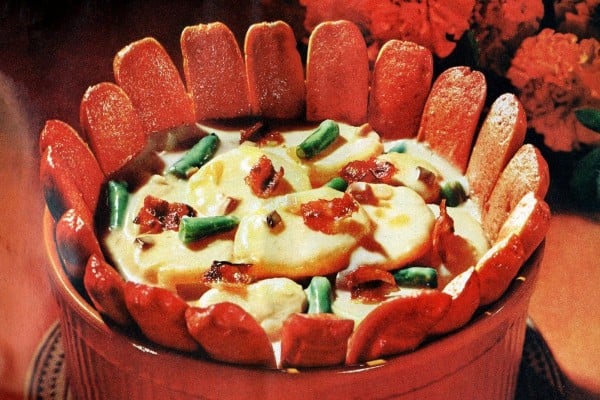 Hot dog crown casserole retro recipe (1965)