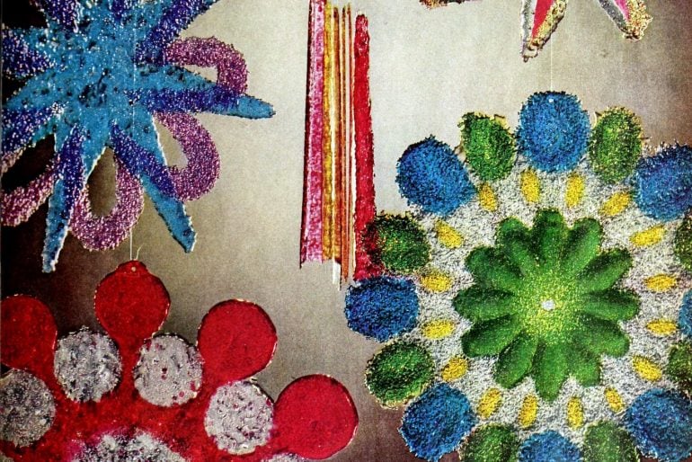 Melted bead suncatcher DIY - Vintage craft project