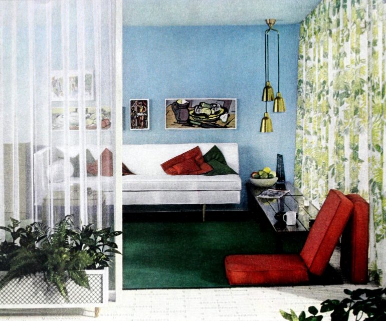 Simple, affordable mid century modern living room style from the 50s