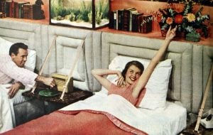 Two single beds for married couples from the 1950s (13)