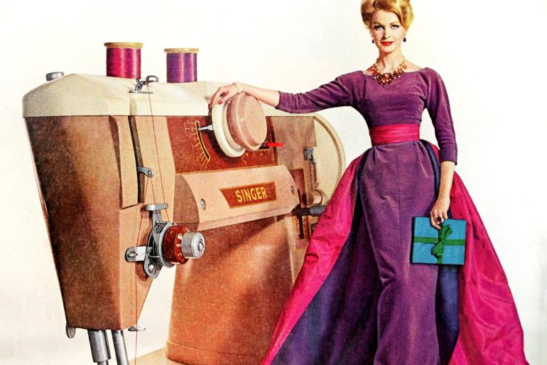 Vintage 1960s sewing machines at Click Americana