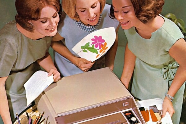 Vintage copy machines See the kinds of old photocopiers that offices used